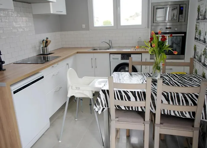 Hébergement de vacances Maison Pour 4 Personnes à 300 M De L'océan *